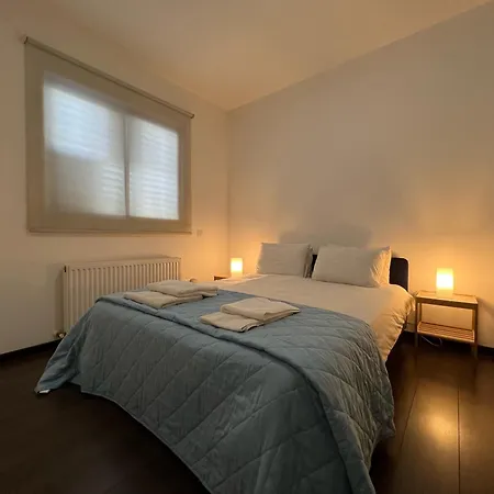 Апартаменти Majestic Boutique Apartment/2br