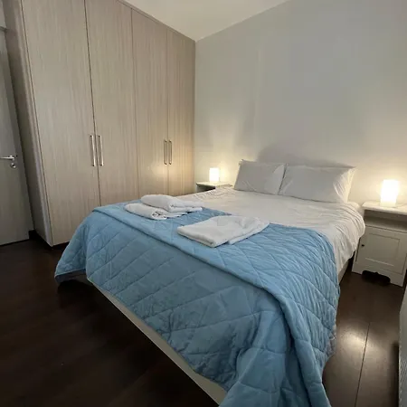 Majestic Boutique Apartment/2br * Nicosia