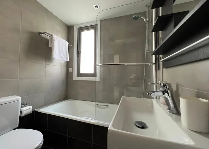 Majestic Boutique Apartment/2br * 尼科西亚